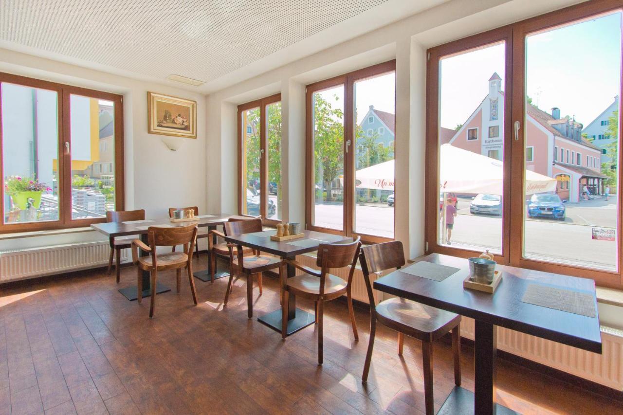 Postbraeu Hotel *
